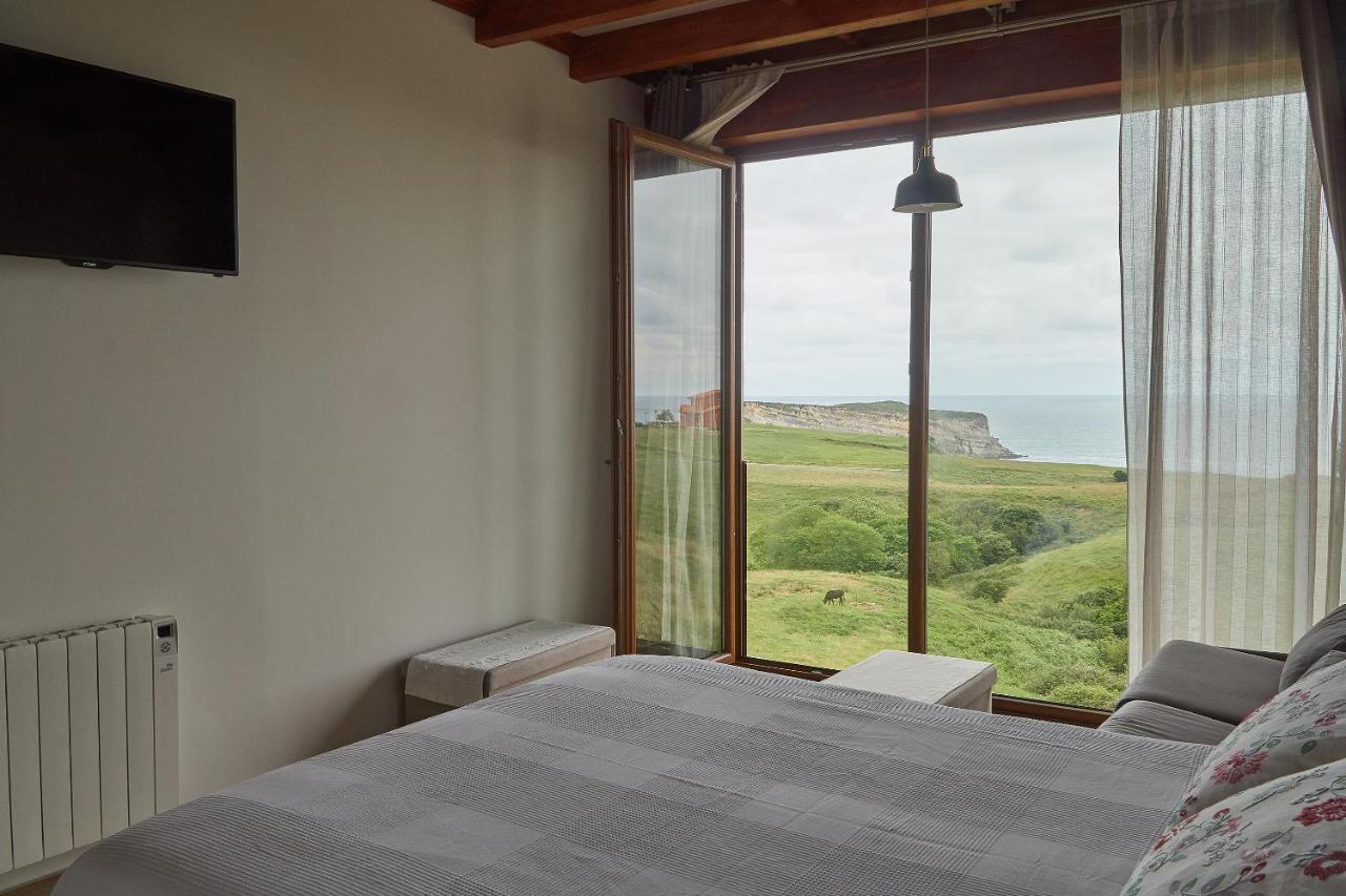 Posada Punta Ballota Suances Exterior photo